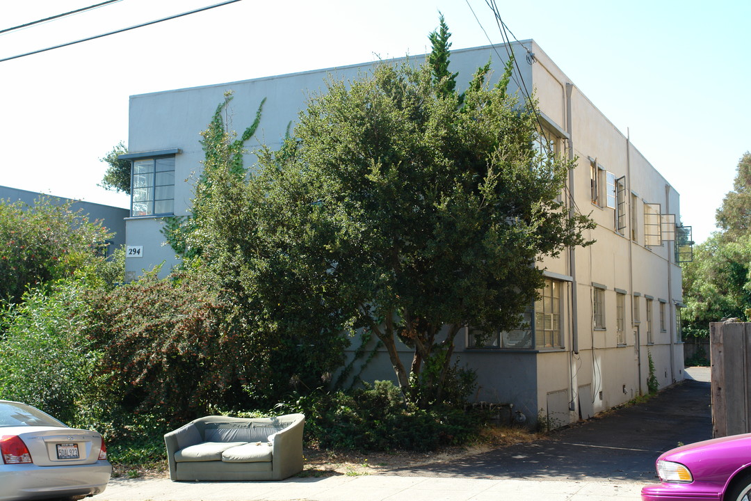 294 Garland Ave in Oakland, CA - Building Photo