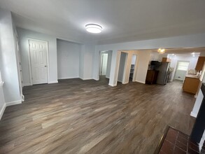 903 Valley View St in Aiken, SC - Foto de edificio - Building Photo