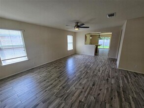 2011 Garrison Dr in Leander, TX - Building Photo - Building Photo