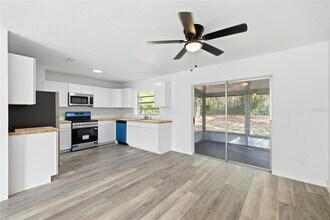 3717 SW Idlewild St in Dunnellon, FL - Building Photo - Building Photo