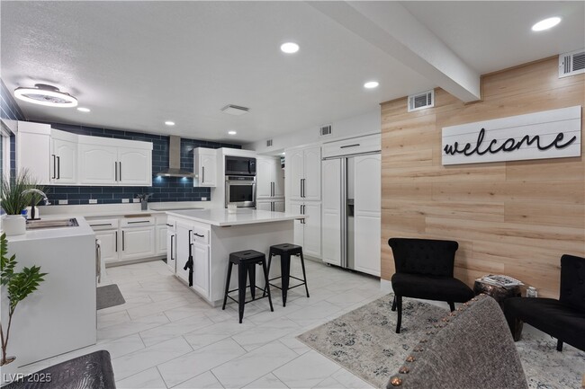 property at 2000 Stockton Ave
