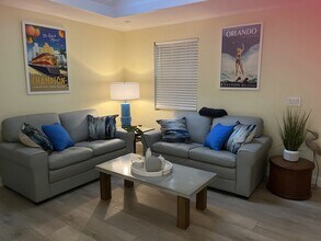 233 Emory Pl in Orlando, FL - Foto de edificio - Building Photo