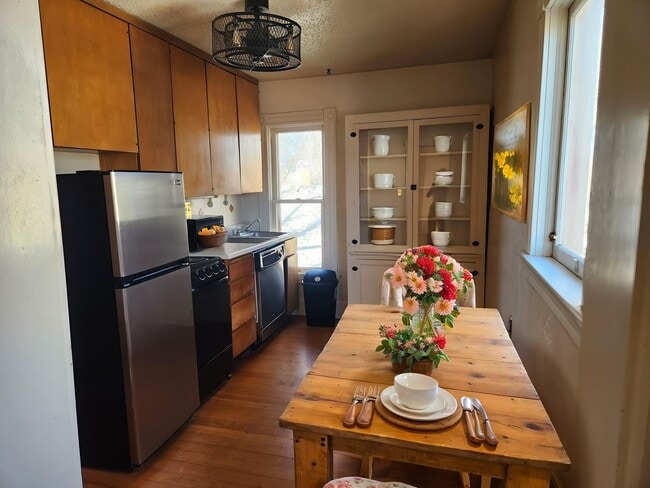 716 E Boulder St in Colorado Springs, CO - Building Photo - Building Photo