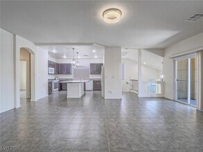 5391 Kennedy Hill Ave in Las Vegas, NV - Building Photo - Building Photo