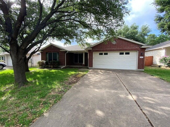 2402 Hallie Ln in Round Rock, TX - Building Photo - Building Photo