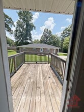 207 Bermuda Dr in McMinnville, TN - Foto de edificio - Building Photo