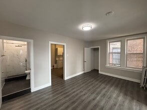 6000 Monroe Pl in West New York, NJ - Foto de edificio - Building Photo