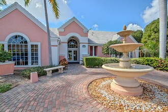 1165 Crystal Way-Unit -G in Delray Beach, FL - Building Photo - Building Photo