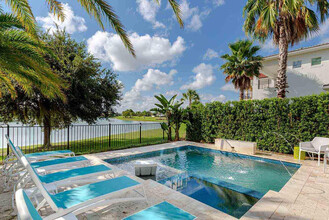 7814 Loxahatchee Ct in Kissimmee, FL - Building Photo - Building Photo