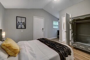 7206 Ridgeway Rd N in Jacksonville, FL - Building Photo