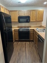 1849 Tryon Dr in Fayetteville, NC - Foto de edificio - Building Photo