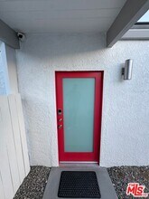 2106 N Roberto Dr in Palm Springs, CA - Building Photo - Building Photo