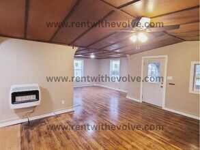 503 N Main St in Dunkirk, IN - Building Photo - Building Photo