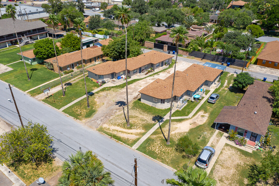 802 Redwood Ave in McAllen, TX - Building Photo