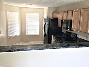 4491 Cobblefield Cir W in Jacksonville, FL - Building Photo - Building Photo