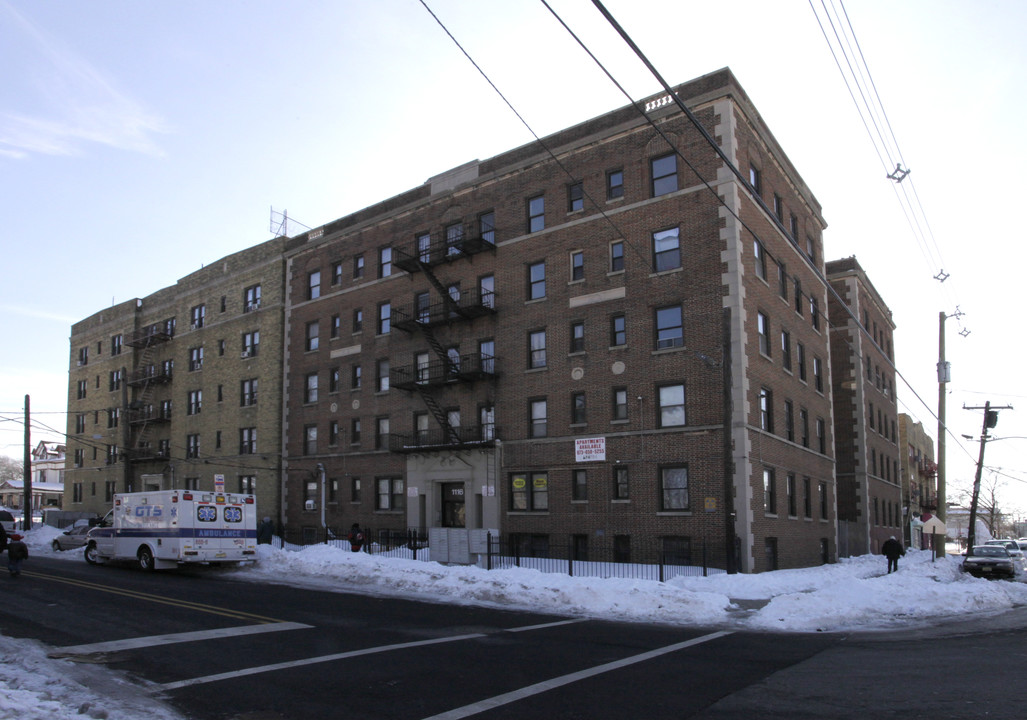 Anna Apartments in Elizabeth, NJ - Foto de edificio