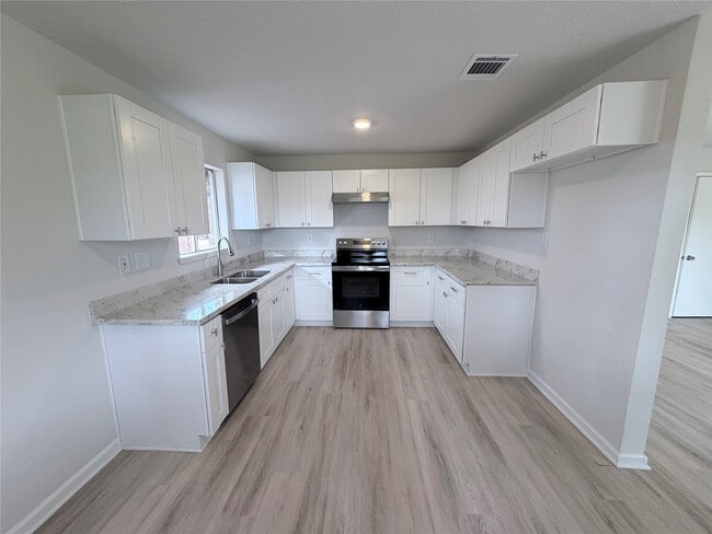 property at 4103 Goulburn Dr