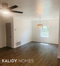 1711 N Vermont Ave in Oklahoma City, OK - Building Photo - Building Photo