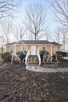 325 Southampton Dr in Irmo, SC - Building Photo