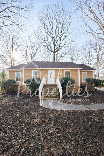 property at 325 Southampton Dr