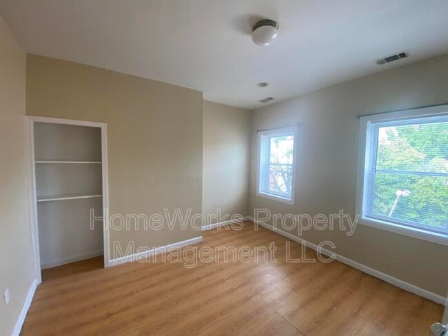 23 S Calhoun St photo'