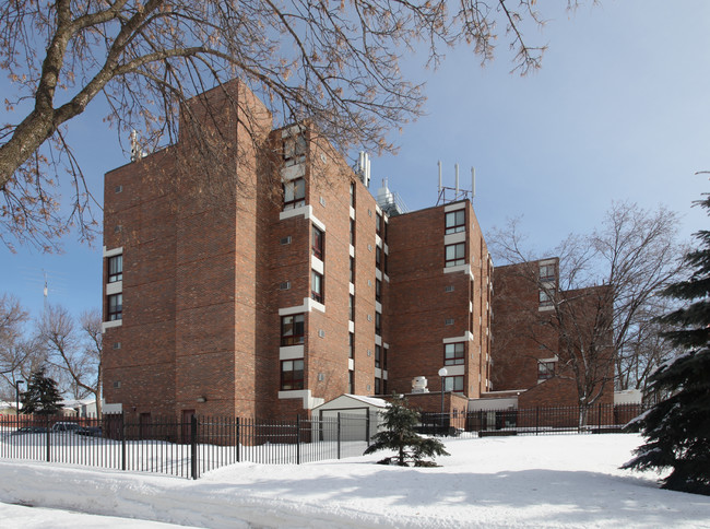 Rainbow Terrace in Minneapolis, MN - Building Photo - Building Photo