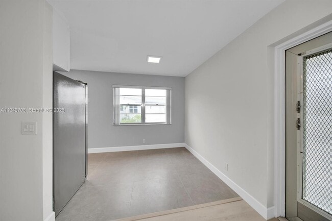 100 Northampton E in West Palm Beach, FL - Building Photo - Building Photo