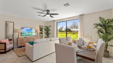 14185 Oviedo Pl in Tice, FL - Foto de edificio - Building Photo