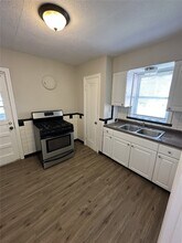 2142 Fairhaven Dr in St. Louis, MO - Building Photo - Building Photo