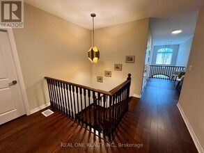 47 Upper Mt Albion Rd in Hamilton, ON - Building Photo - Building Photo