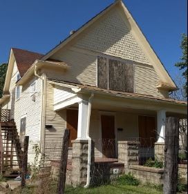 614 E Pine St in Wichita, KS - Building Photo