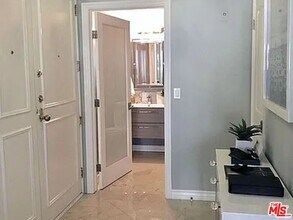 1278 S Camden Dr in Los Angeles, CA - Building Photo - Building Photo