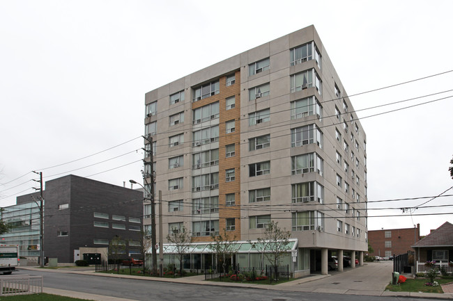 659 Northcliffe Blvd in Toronto, ON - Building Photo - Primary Photo