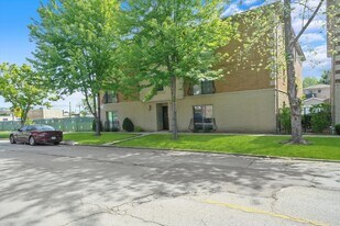 3423 Ridgeland Ave in Berwyn, IL - Building Photo