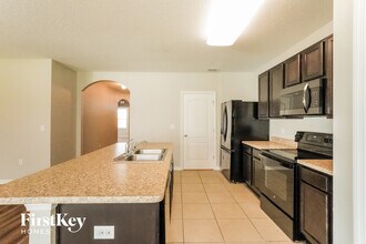 6142 Grey Heron Dr in Winter Haven, FL - Foto de edificio - Building Photo