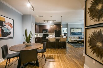 SkyStone Apartments in Albuquerque, NM - Building Photo - Building Photo