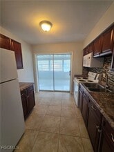 24 Temple Ct in Lehigh Acres, FL - Foto de edificio - Building Photo