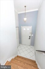 11 Lazy Hollow Way in Gaithersburg, MD - Building Photo - Building Photo