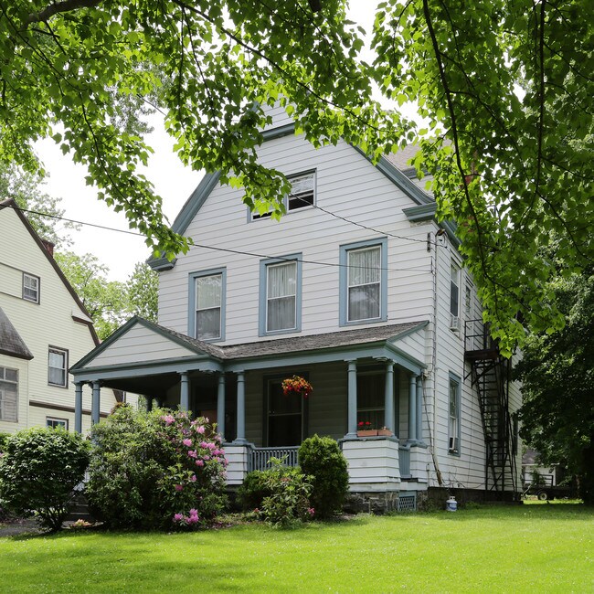 155 S Lake Ave in Albany, NY - Building Photo - Building Photo