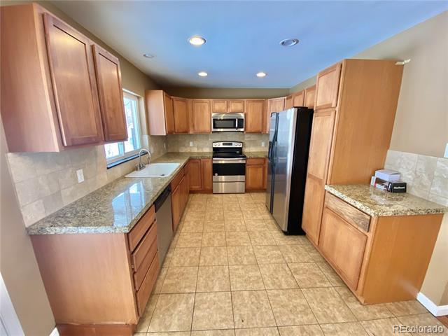 3206 S Stuart St in Denver, CO - Building Photo - Building Photo