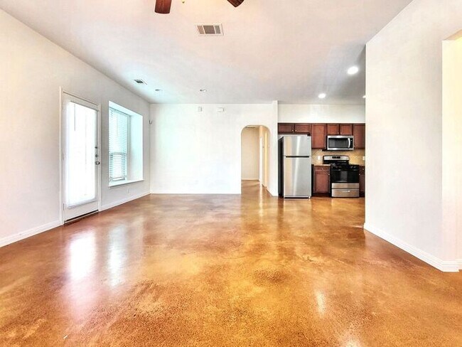 4615 Kind Way in Austin, TX - Building Photo - Building Photo