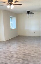 901 Waterview Ln in Desoto, TX - Building Photo - Building Photo