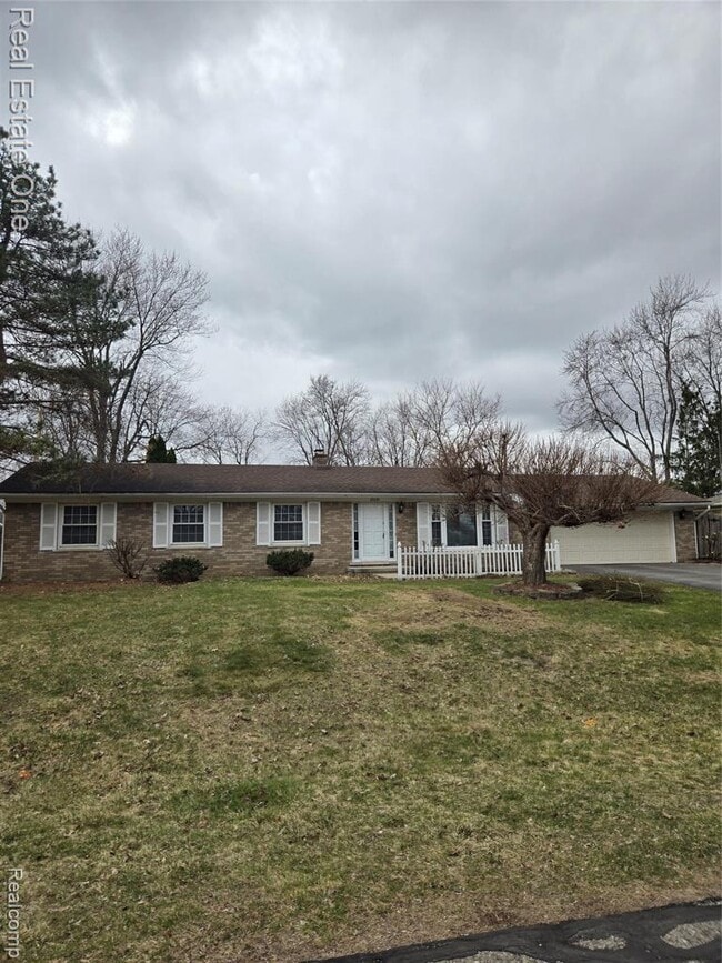 property at 25825 Sierra Dr