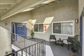 The Evergreens Apartment Homes in Anaheim, CA - Foto de edificio - Building Photo