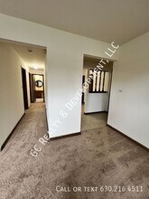 525 Highview Ave-Unit -Apt G7 in Addison, IL - Foto de edificio - Building Photo