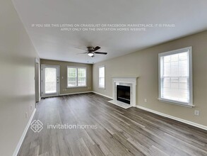 6829 Oviedo Dr in Raleigh, NC - Foto de edificio - Building Photo