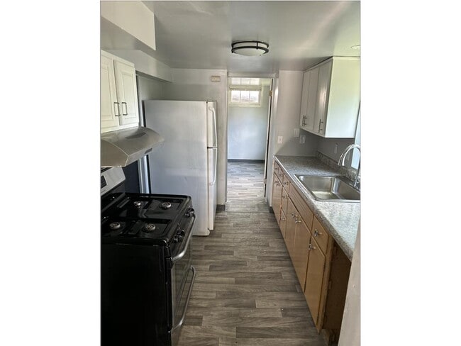 542 Hazel St N in St. Paul, MN - Building Photo - Building Photo