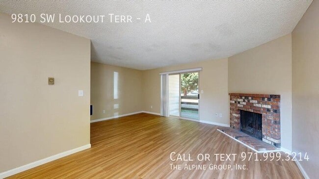 9810 SW Lookout Terrace in Beaverton, OR - Building Photo - Building Photo