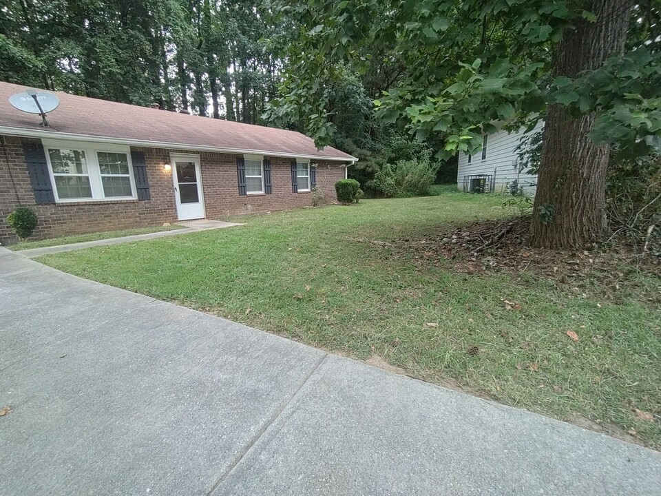 1958 Overton Trail in Stone Mountain, GA - Building Photo