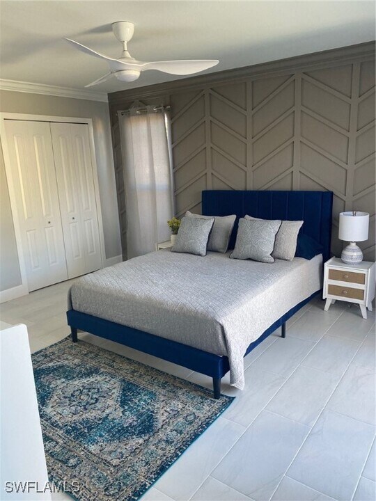 6303 Royal Woods Dr in Ft. Myers, FL - Building Photo